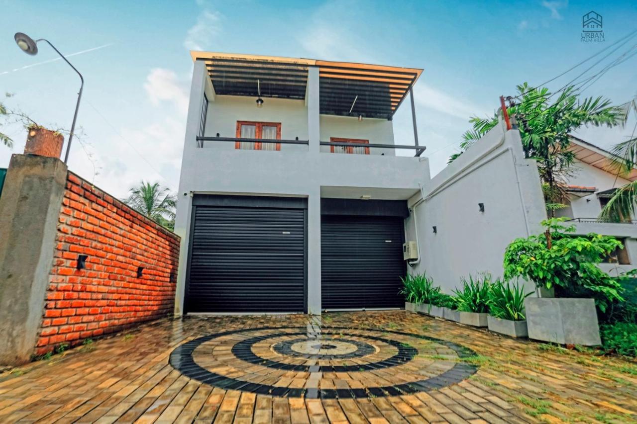 Urban Palm Villa Anuradhapura Exterior photo